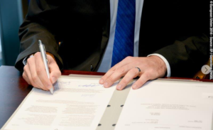 I deputati chiedono alla Commissione di presentare un piano UE contro le mafie
