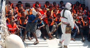 UNICEF/migranti: nel 2016 arrivati via mare in Italia 25.800 bambini soli - più del doppio del 2015