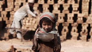 UNICEF: lancia il nuovo rapporto “OLTRE LE FONTIERE” e presenta un piano per la protezione dei bambini coinvolti nelle migrazioni in vista dell'incontro internazionale sulle migrazioni che si terrà in Messico.